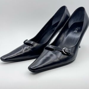 FIRST Black Leather Upper pointy toe 3” Heels with Buckle Whimsy-Goth 9.5 EUC